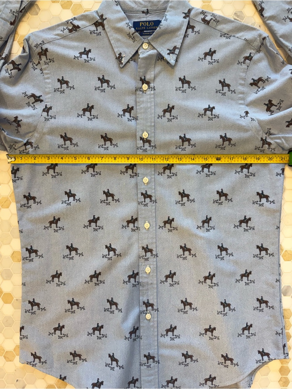 Ralph Lauren Light Blue Horse-Print Button-Down Shirt Size Medium - Picture 9 of 12